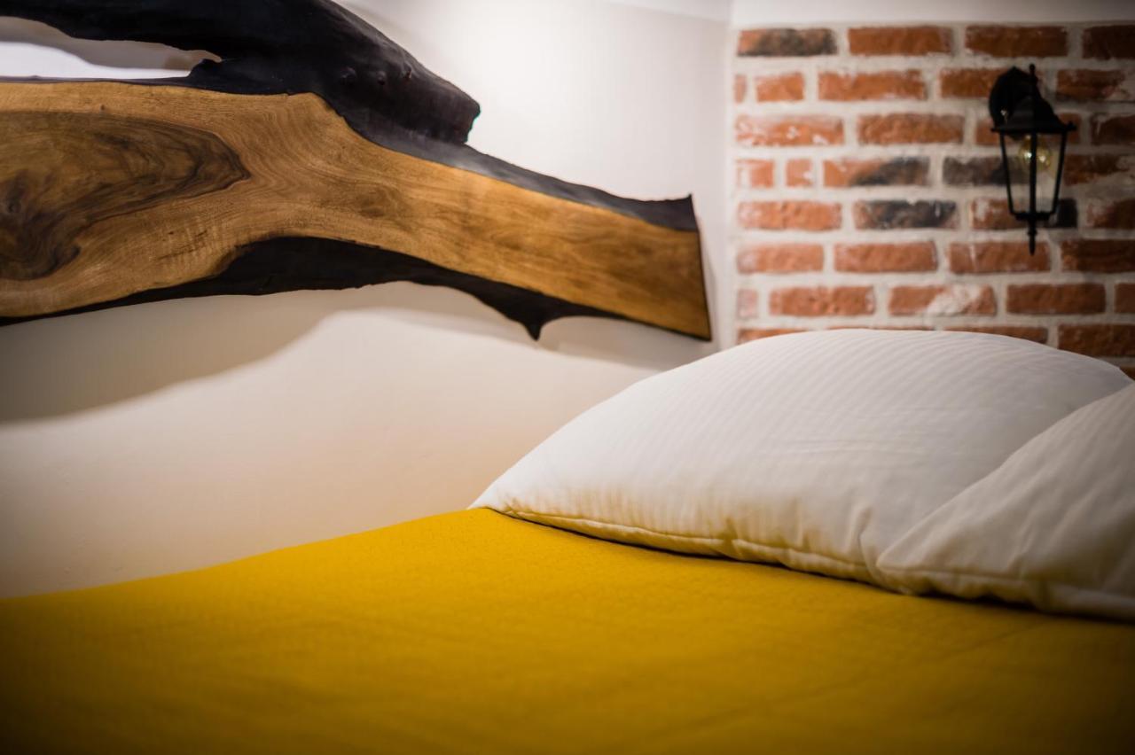 Studio Z Ogrodem Przy Starej Zajezdni Krakow Bagian luar foto